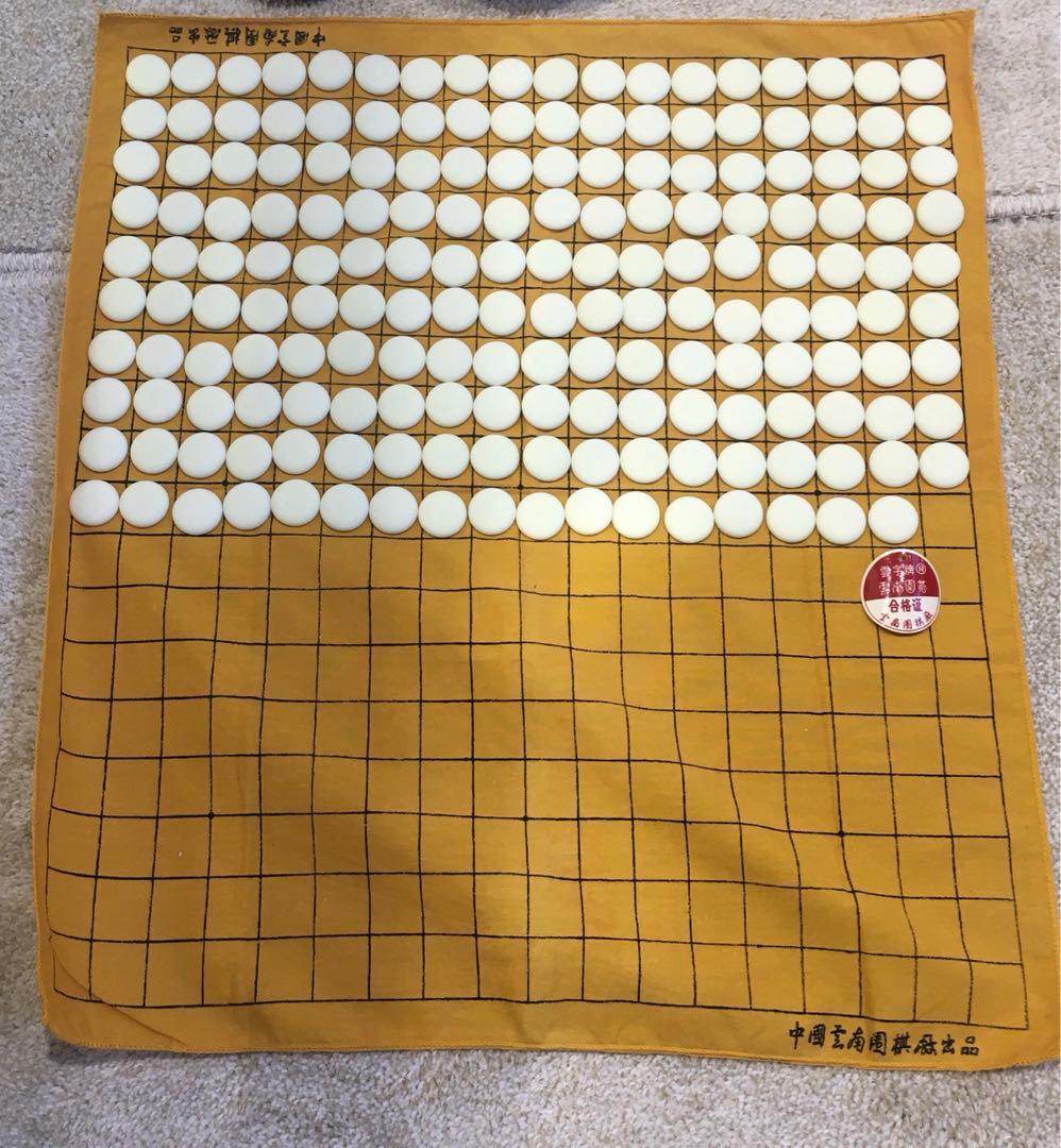 ☆雲南囲碁 碁石・布碁盤付き アンティーク☆ - メルカリ