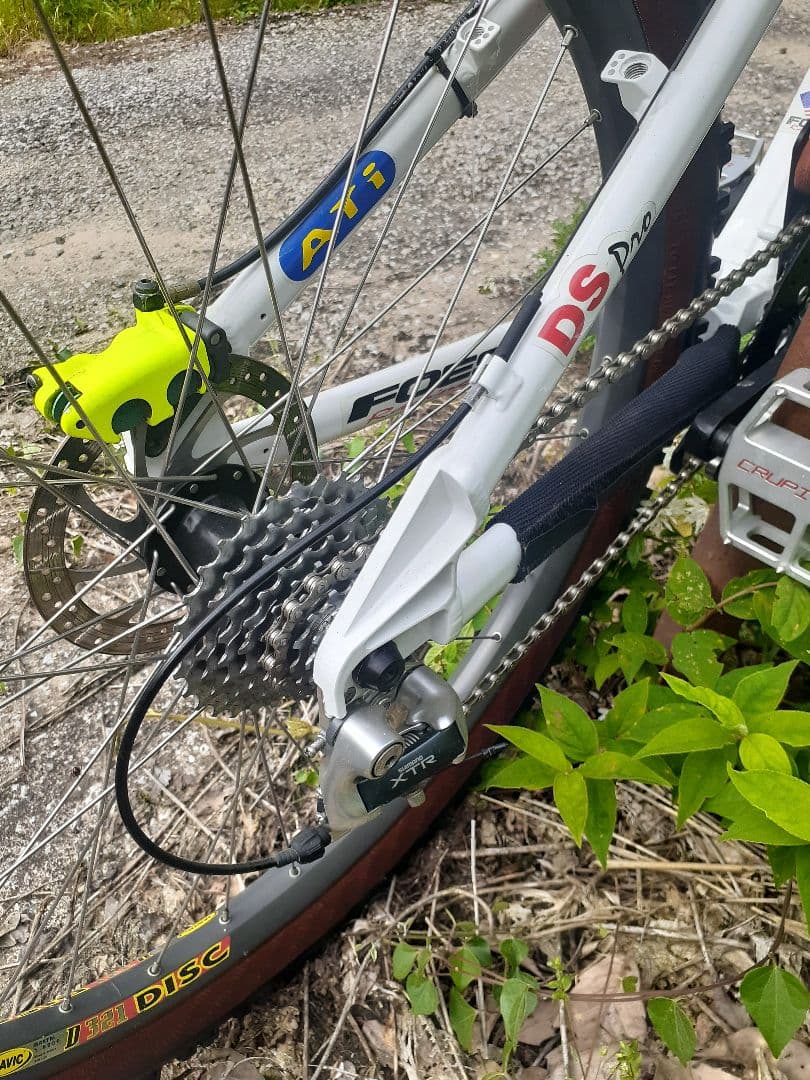 MTB フレームからの組み立て、完成品