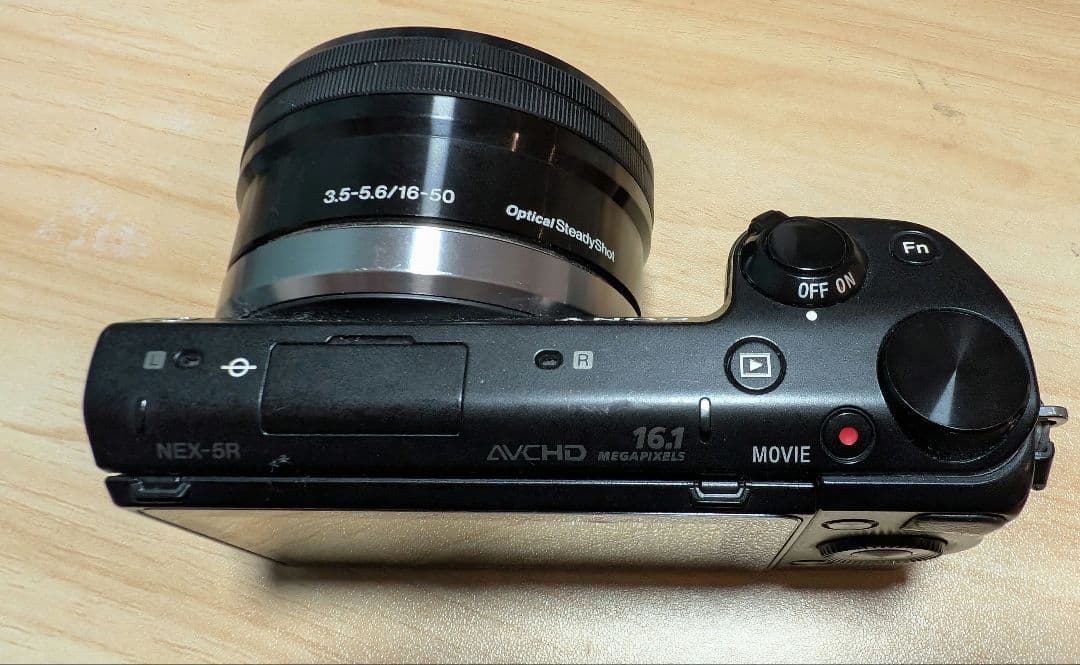 美品SONY ミラーレス一眼カメラ NEX-5R稼働品