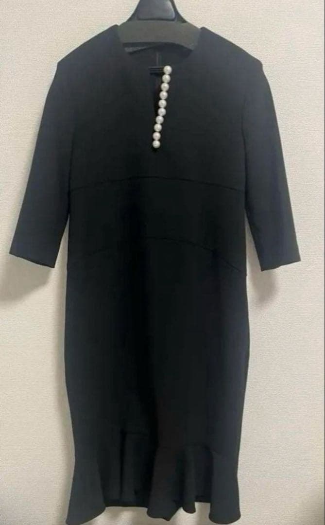 ヨーコチャン　ペプラムロングスリーブパールドレス　ワンピース　七分袖　パール