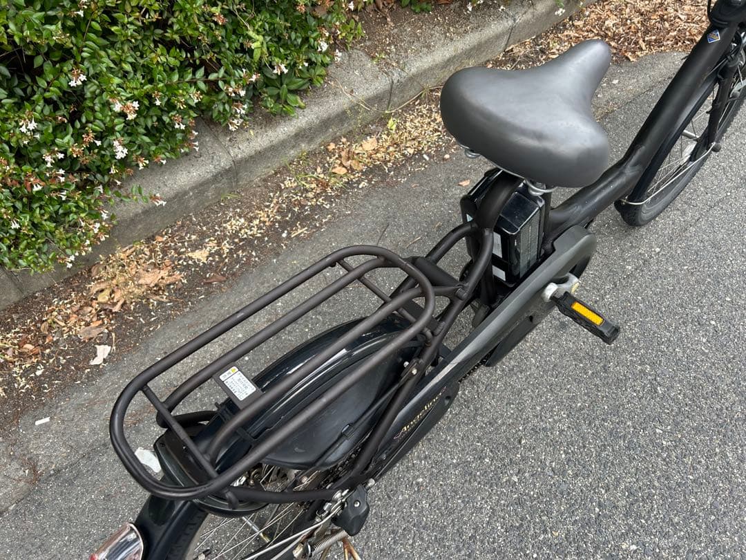 兵庫県神戸市より！ブリヂストン　アンジェリーノプチ20×2.125　スペアＢ付属