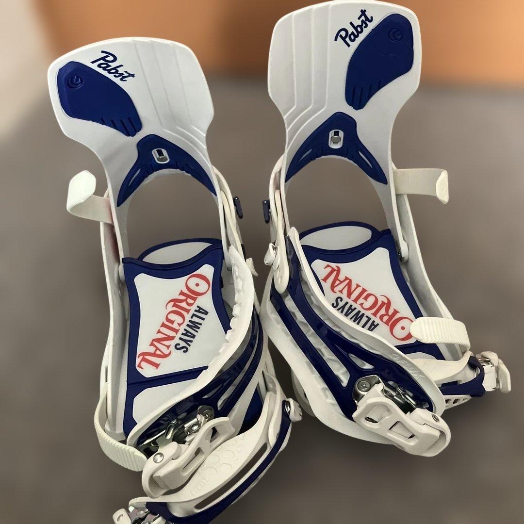 FLUX × Pabst Blue Ribbon コラボモデル