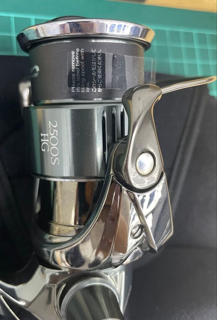 極美品！シマノ 22ステラ 2500SHG スピニングリール