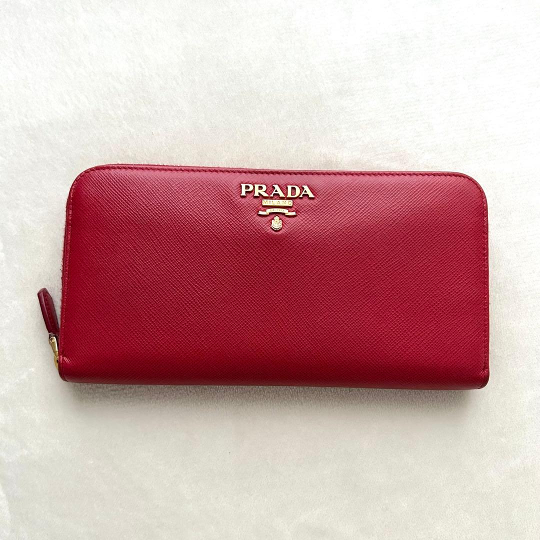 PRADA プラダ 長財布 ラウンドファスナー 赤