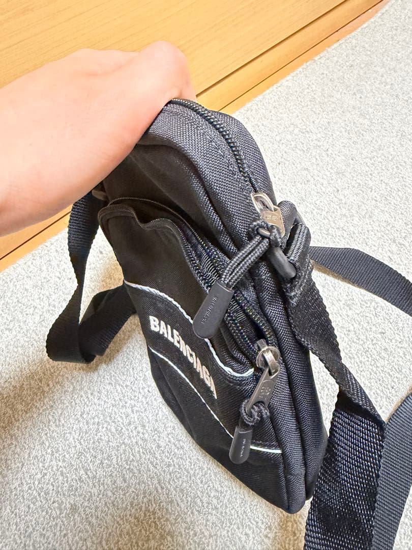 BALENCIAGA ショルダーバッグ 黒