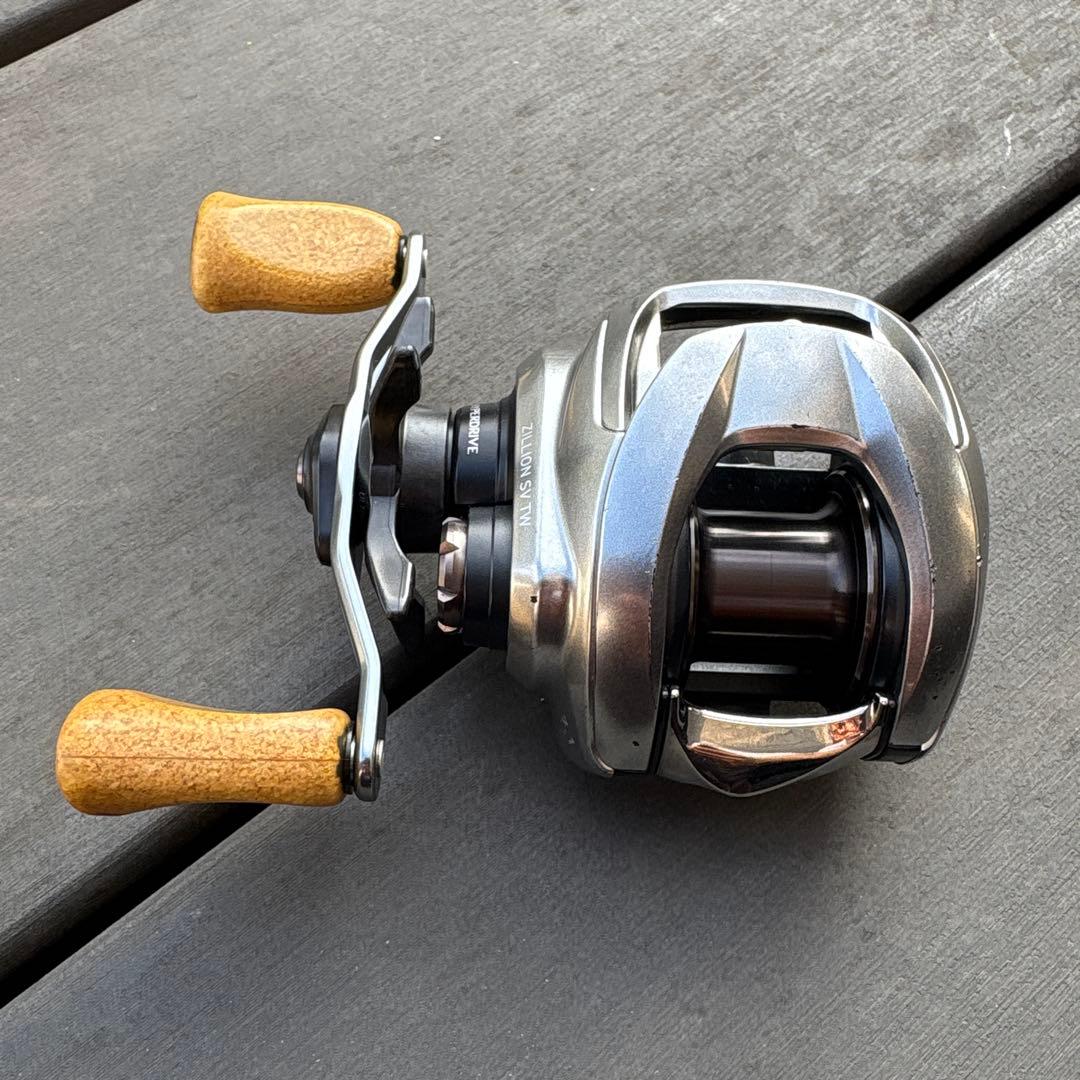 ダイワ 21ジリオン ZILLION SV TW 1000HL コルクノブ