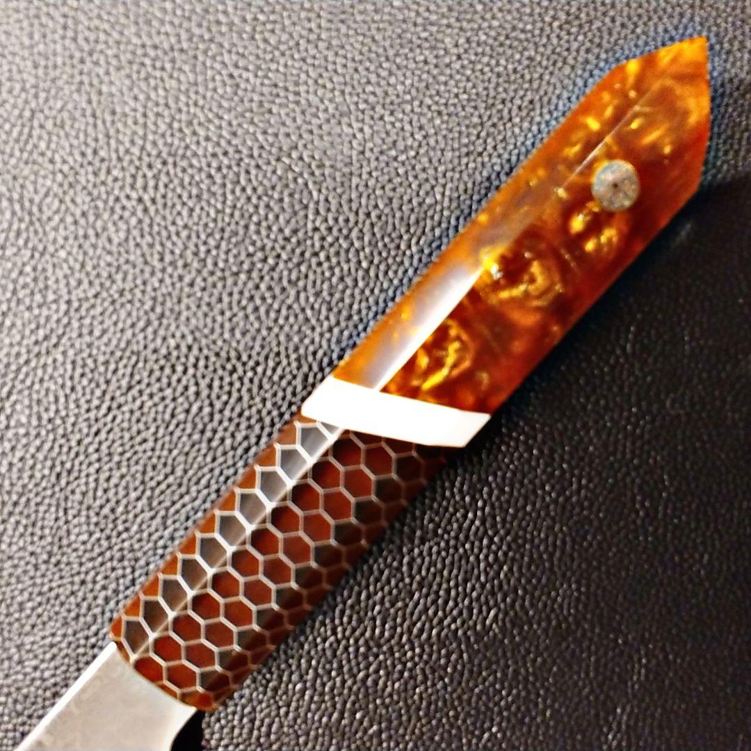 《新作》　V金10号　ダマスカス包丁　ハニカム模様・琥珀柄　剣型　牛刀　三徳