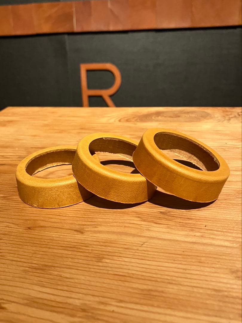 【ロコ】ジムニーJB64/JB74用レザー用品7点キャメル色牛革