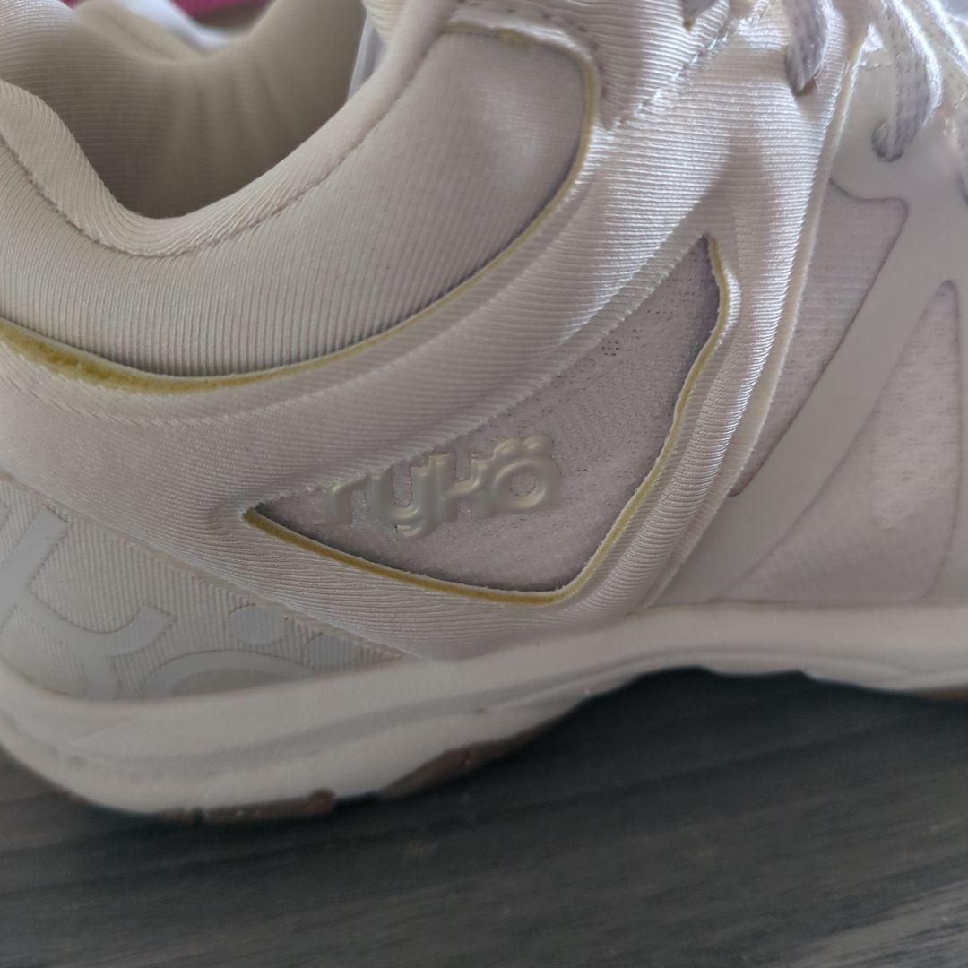 ryka ライカ トレーニングシューズ ダンス 22.5cm 美品