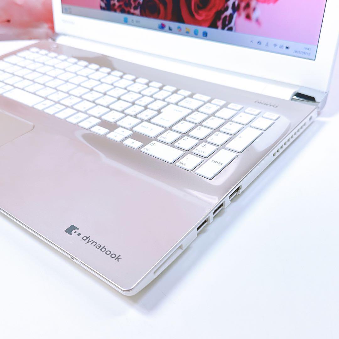 新品爆速SSD✨ノートパソコン windows11 カメラ薄型　早い者勝ち✨