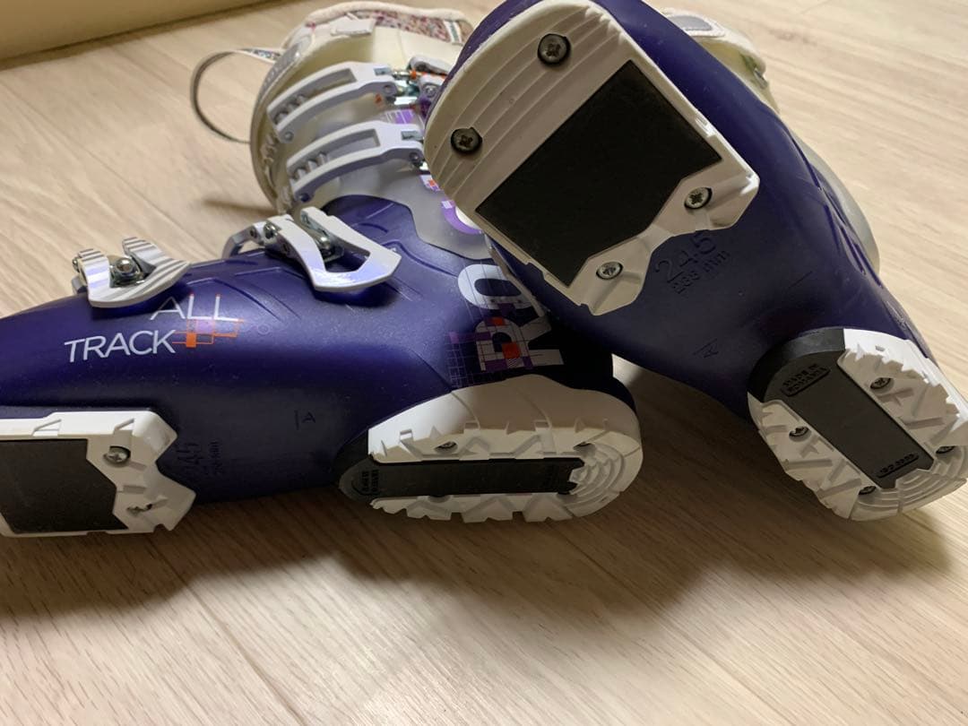 ROSSIGNOL ALLTRACK 女性用スキーブーツ　24-24.５㎝