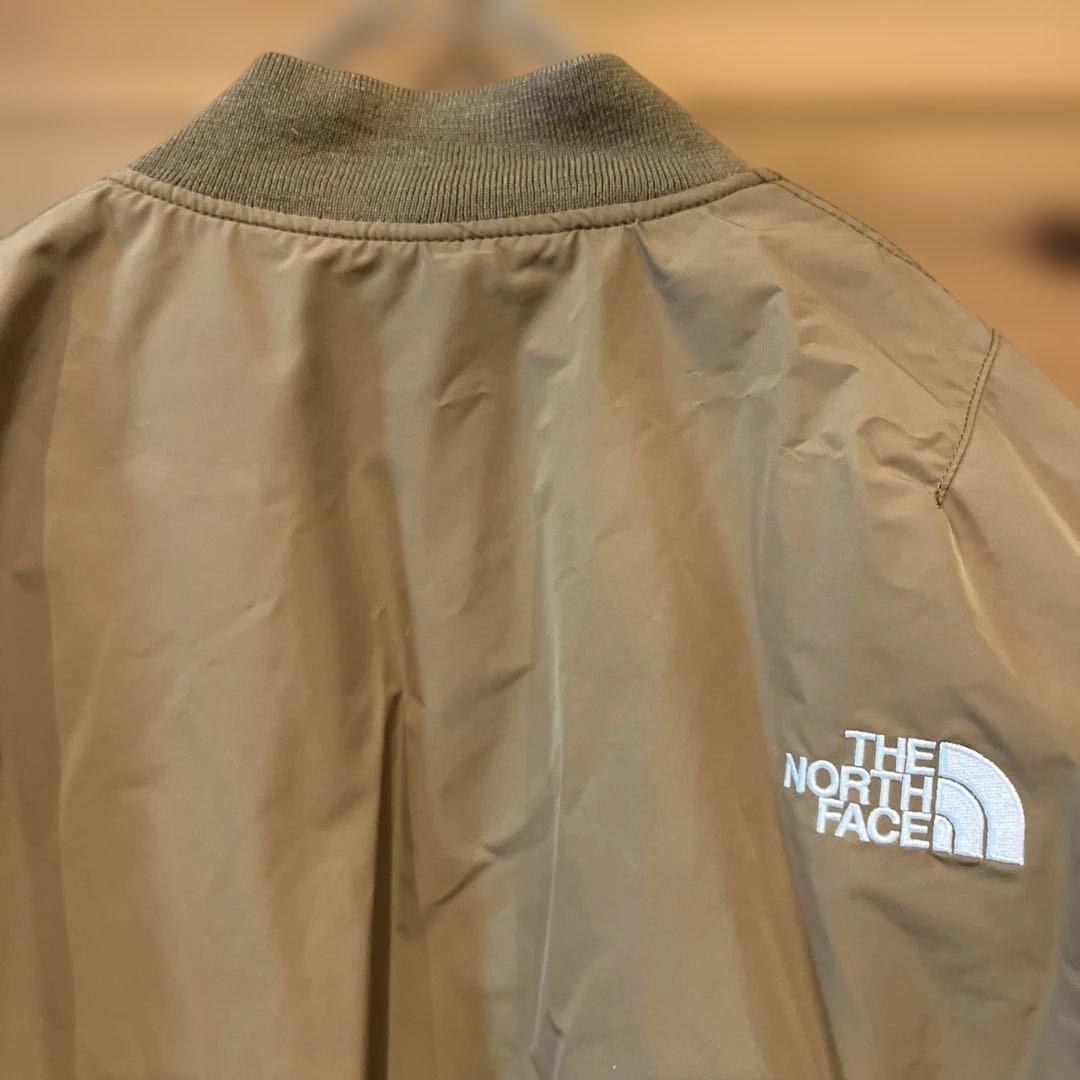 ny82452 インサレーションボンバージャケット　ノースフェイス