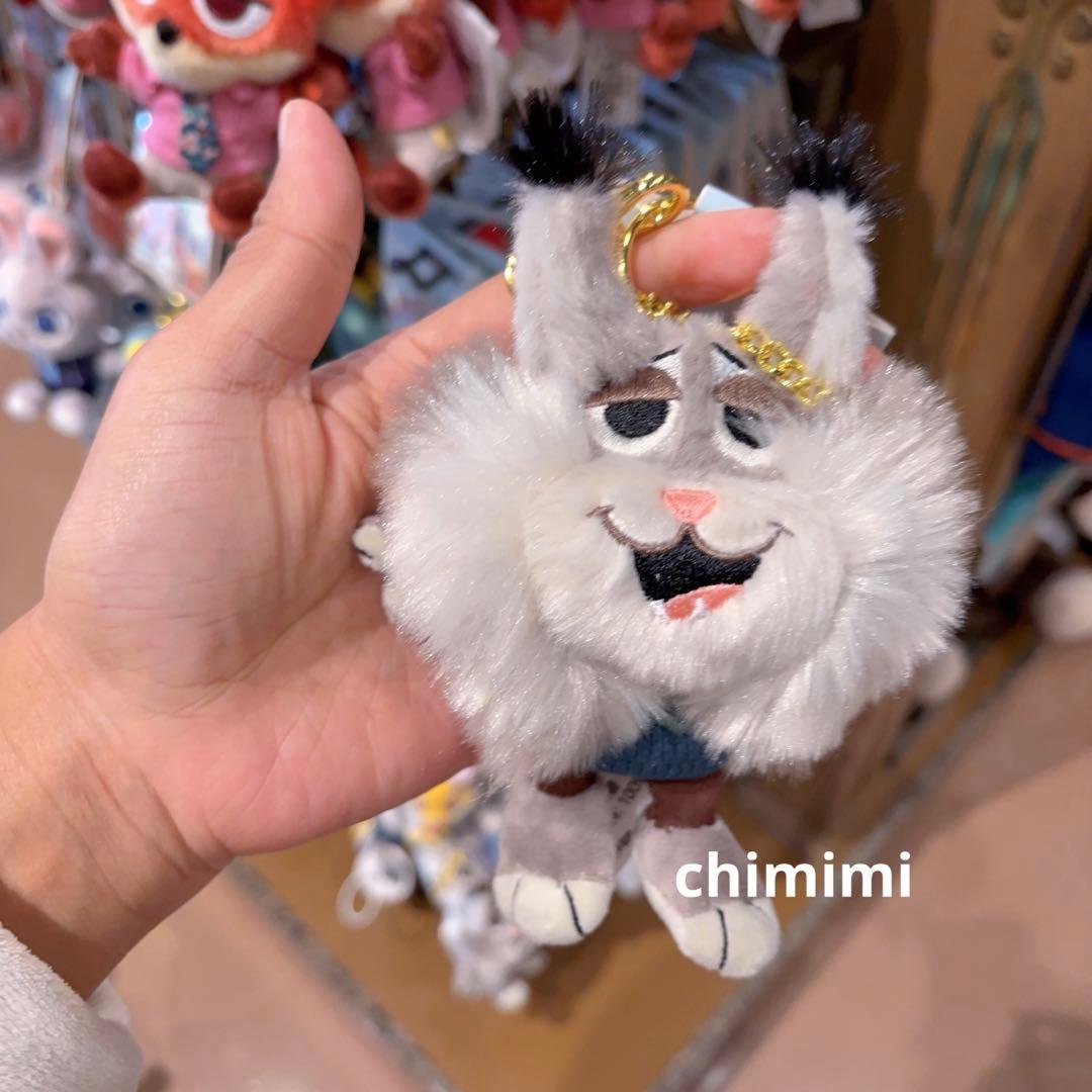 上海ディズニー ズードピア パウバートぬいぐるみキーチェーン - メルカリ