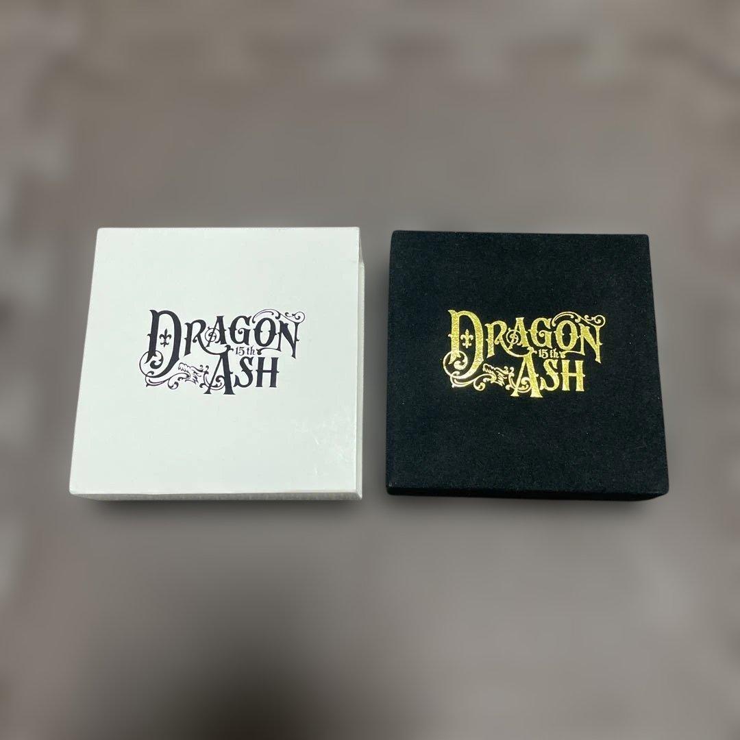未使用品 レア ドラゴンアッシュ 15th歴代ロゴ ピンバッジ 7種 化粧箱