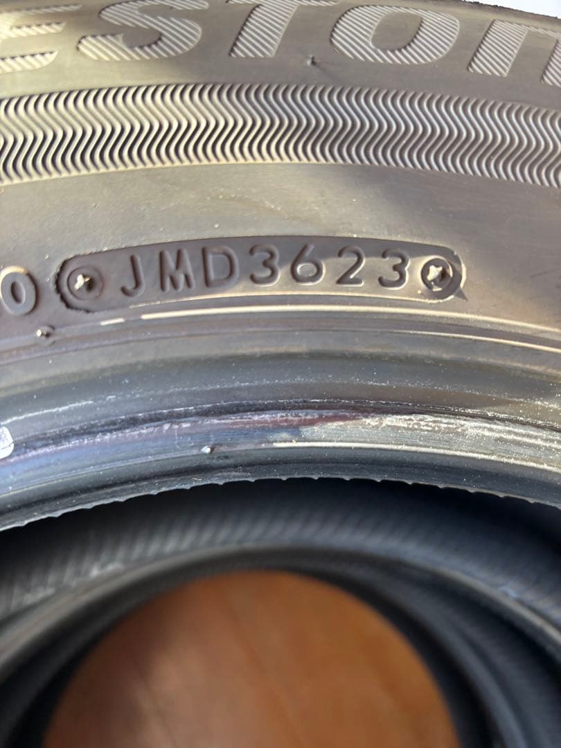 ブリヂストンタイヤ　16インチ: 205/60R16 92H
