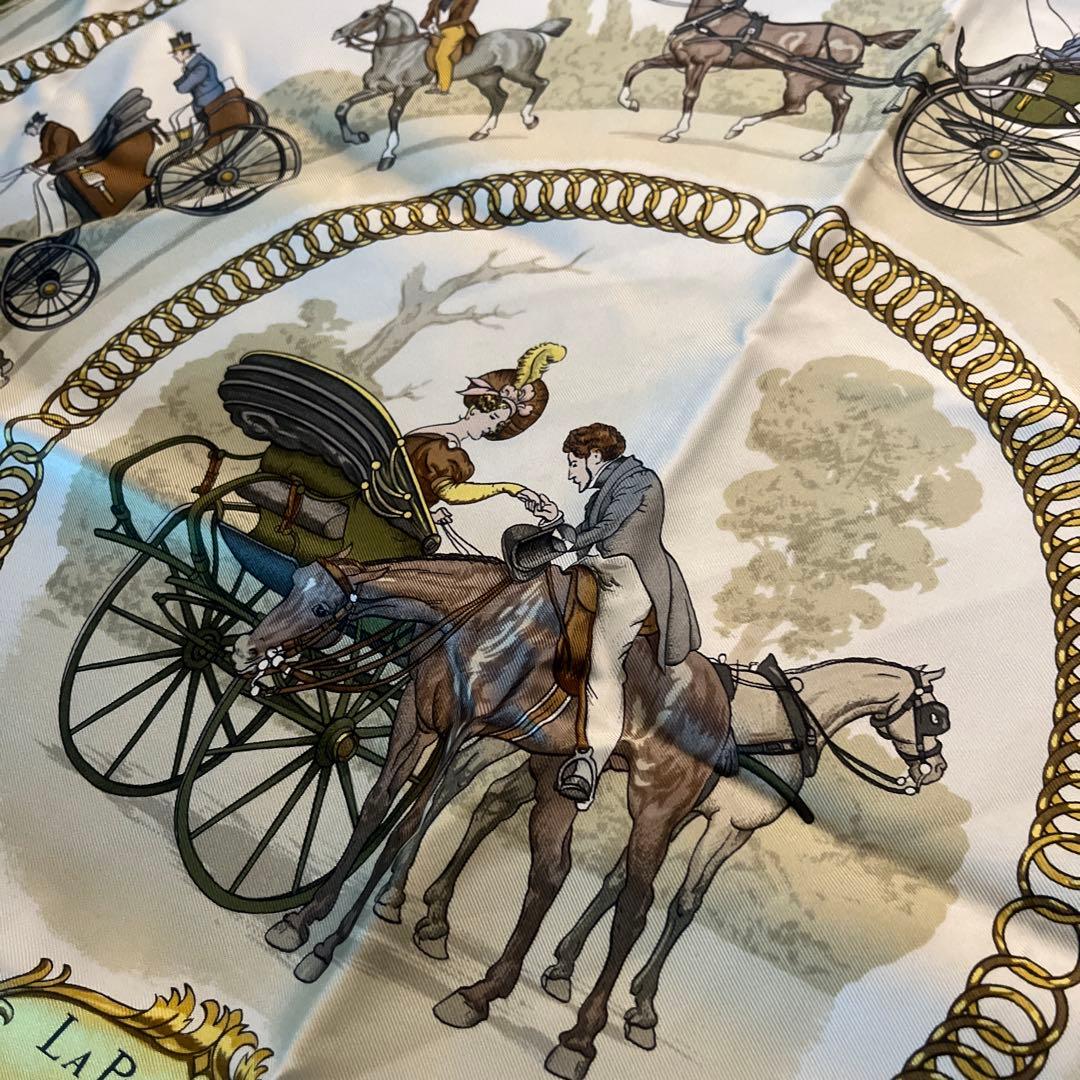 エルメス　スカーフ９０　ロンシャンの散歩　白