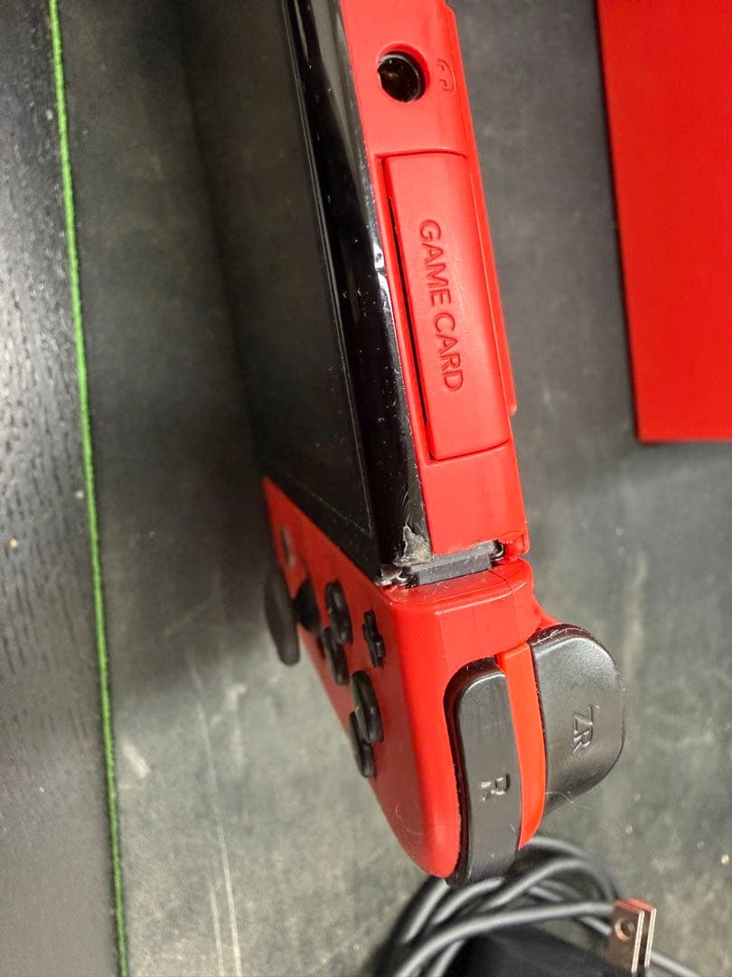 Nintendo Switch 赤/緑 スーパーマリオケース付き