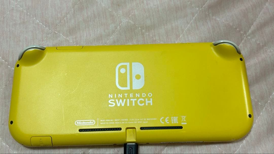 ジャンク品 SwitchLight イエロー