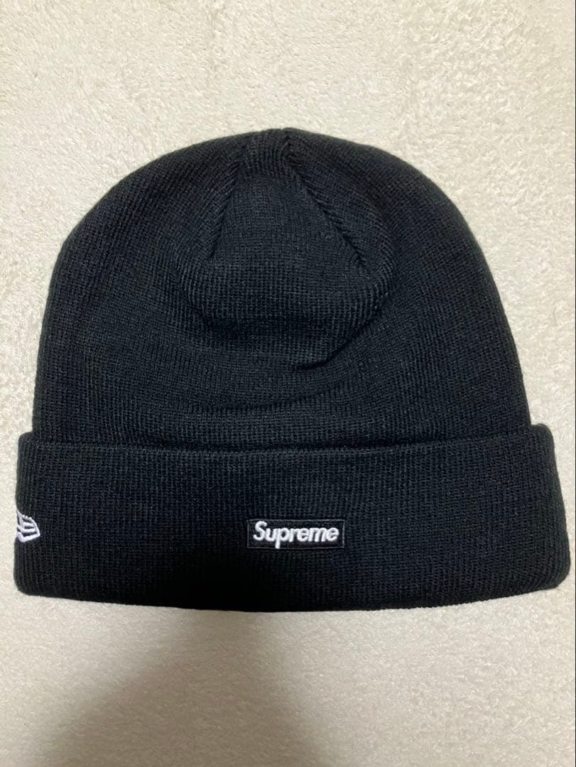 新品未使用✨Supreme ニット帽 黒色 Sロゴ