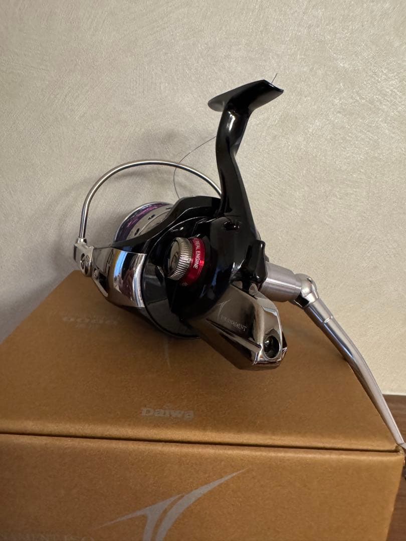 ダイワ「トーナメントISO 6000遠投」リール