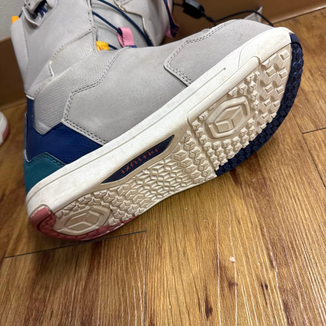 女性用スノーボードブーツ