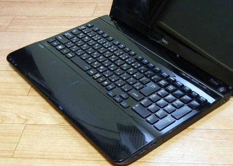 Core i5　SSD メモ８G オフィス付　NEC LaVie ノートパソコン