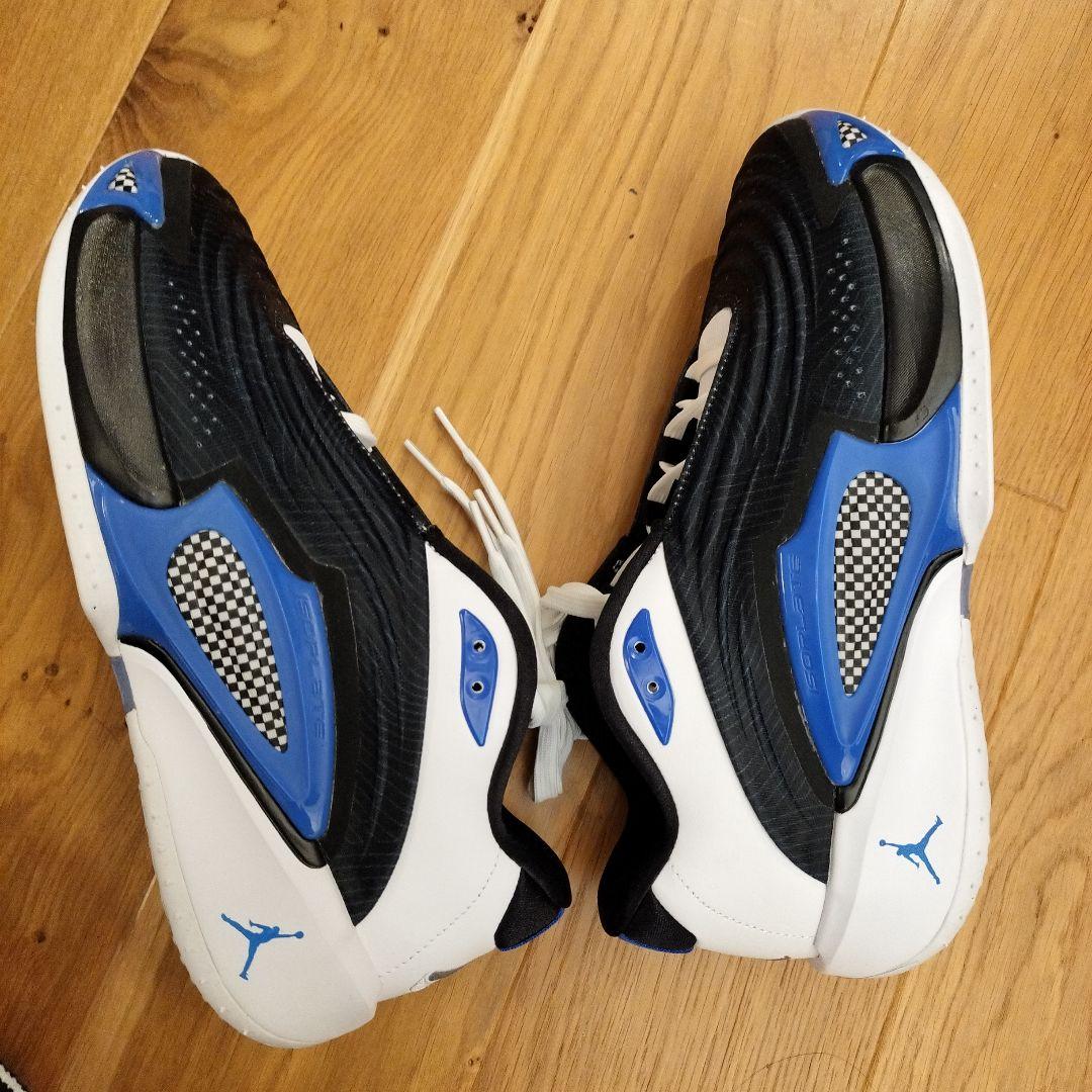 ジョーダンバスケットシューズ バッシュ ルカ 3 PF ルカ・ドンチッチ