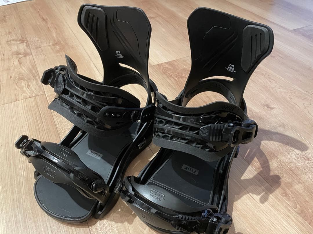 FLUX DS ブラック スノーボード ビンディング
