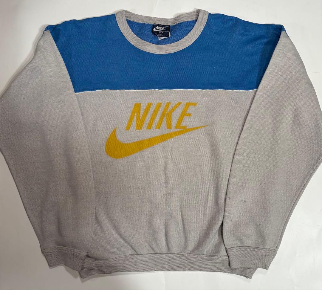 VINTAGE】イタリア製 紺タグ 80s NIKEスウェット