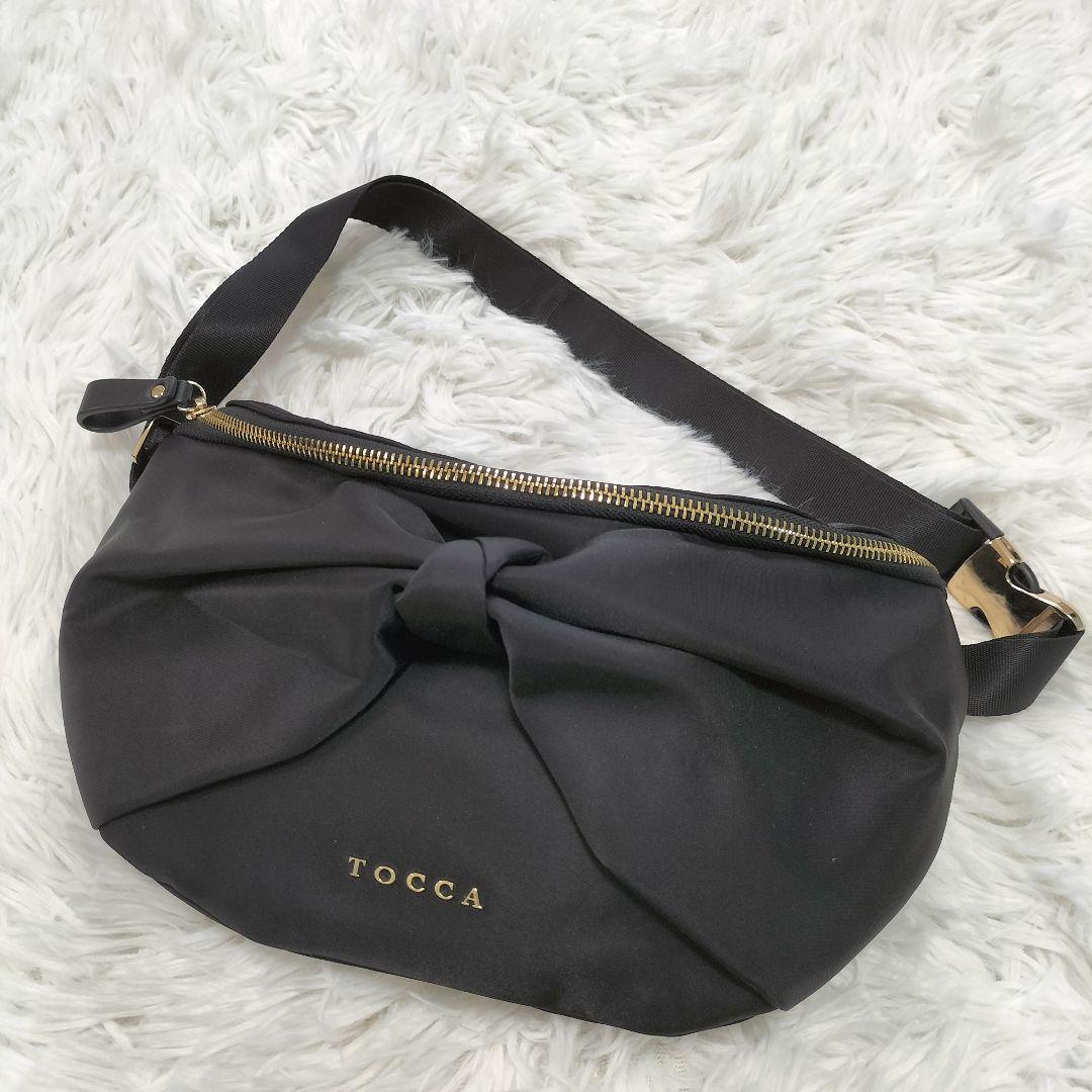 【美品】【TOCCA】撥水 RIBBON KNOT ボディバッグ ナイロン