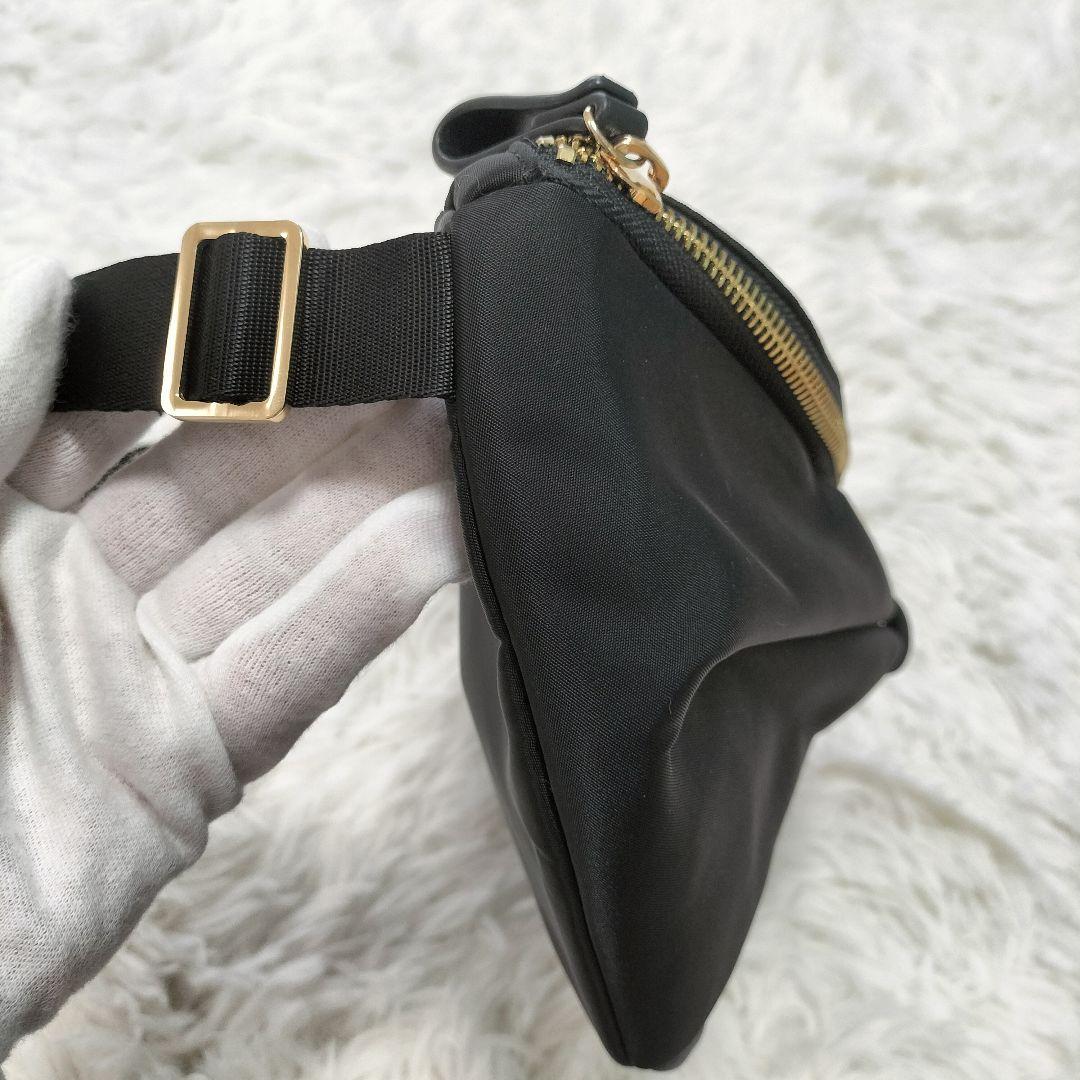 【美品】【TOCCA】撥水 RIBBON KNOT ボディバッグ ナイロン