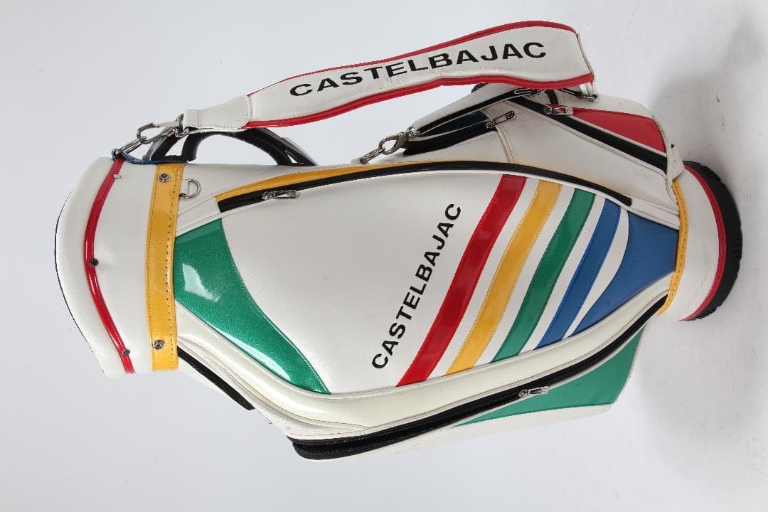 カステロ・バジャックの.ゴルフバックです。中古（3年半使用）9.0型
