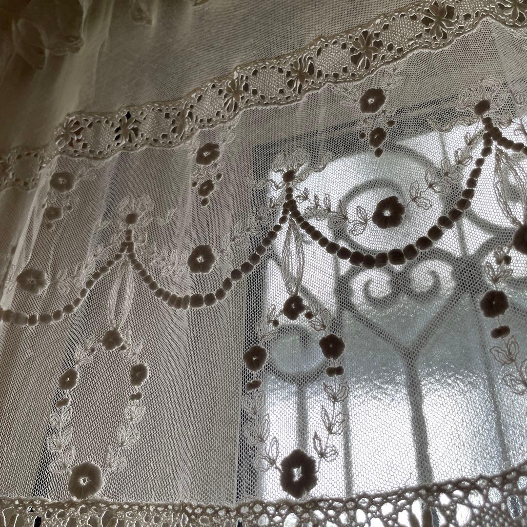 フランスアンティーク　リボンモチーフ　チュール　レース　紐付き　カーテン　間仕切