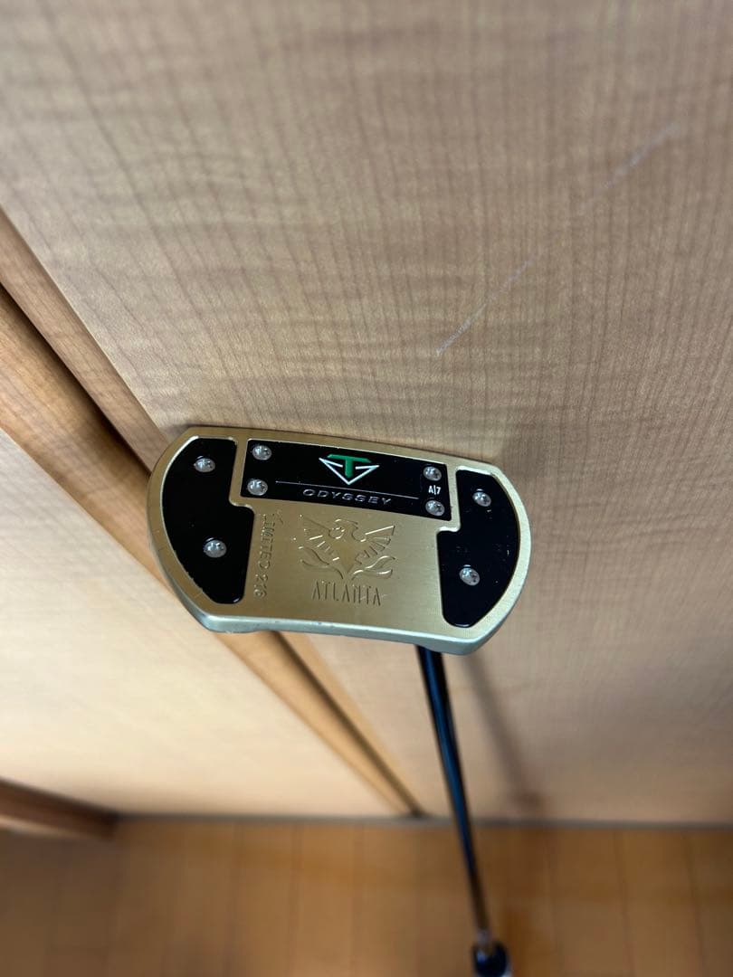 【限定色】石川遼もお試し済み！ODYSSEY ATLANTA パター ～金色～