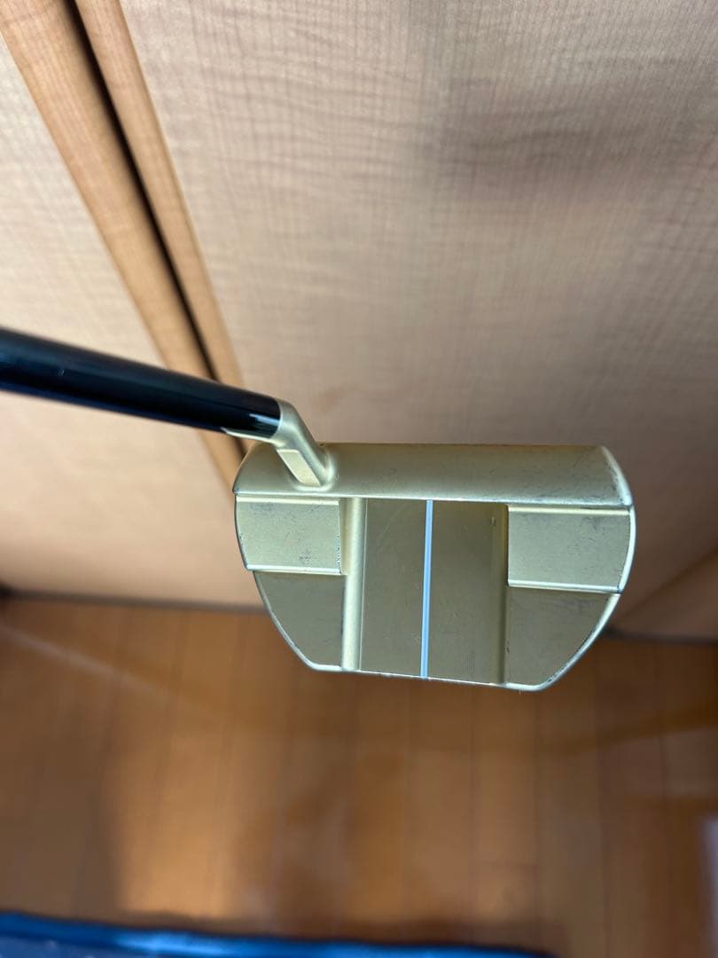 【限定色】石川遼もお試し済み！ODYSSEY ATLANTA パター ～金色～