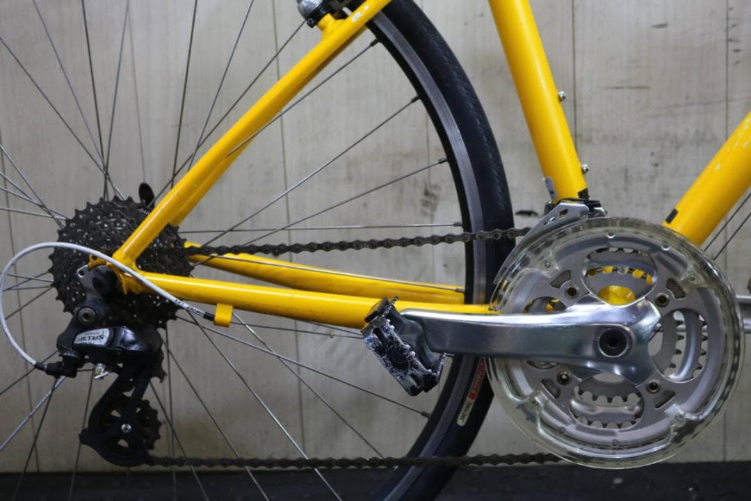 GIANT ESCAPE R3 700C アルミ24速 435mm YELLOW