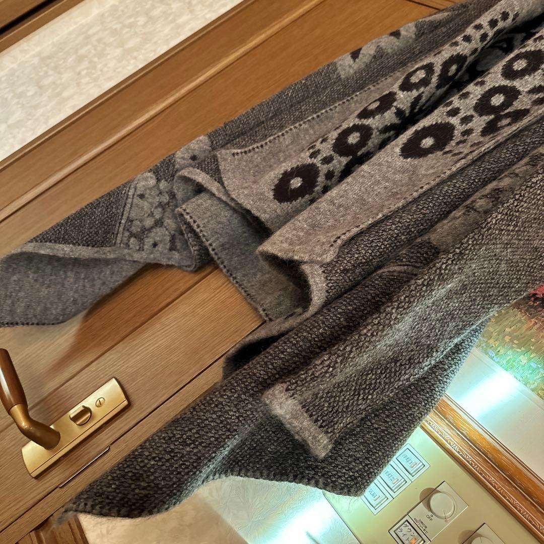 ストール　ポンチョ　セーター　イタリア製sarah pacini