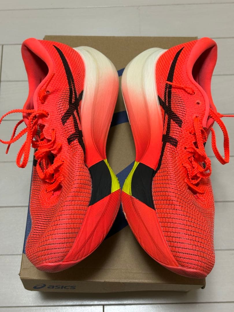 メタスピードスカイパリ 27.5cm アシックス