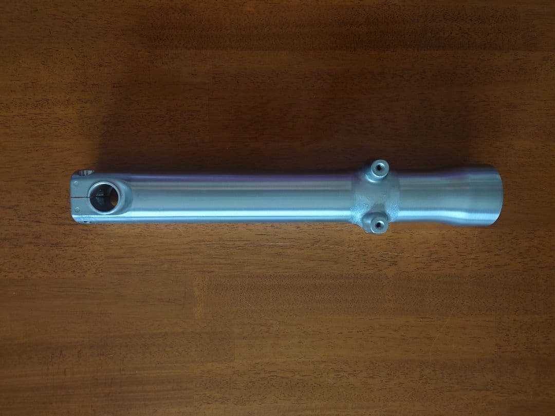 ゼファー750ボトムケース(右側)