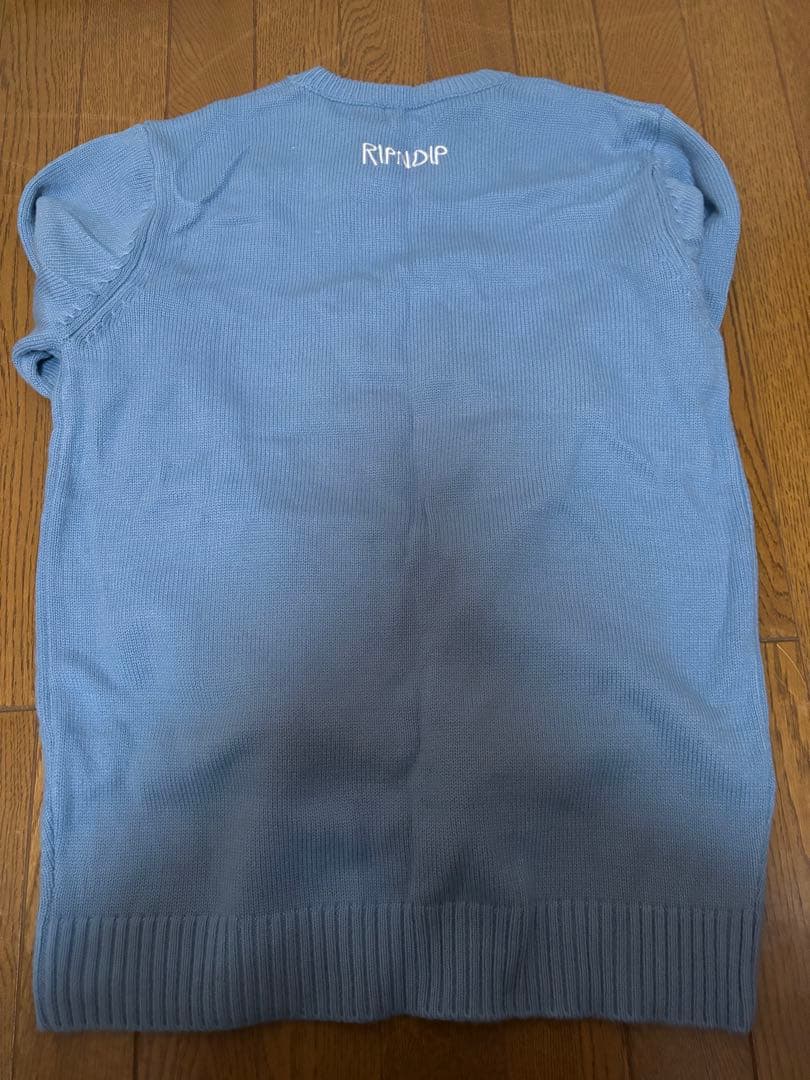 RIPNDIP 猫刺繍 ニットセーター 水色 - メルカリ