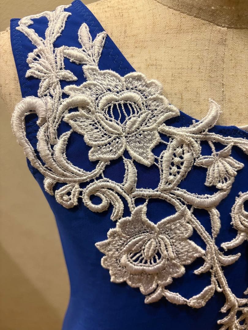 バトン衣装　青・白切替レオタード　130