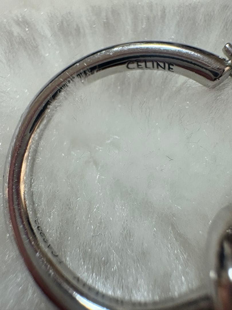 CELINE ノットスモールフープピアス　片耳