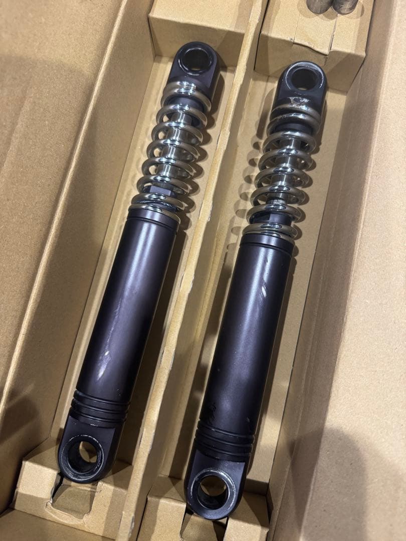 【希少品】イージーライダース ビレットサスペンション ハーレー SR400