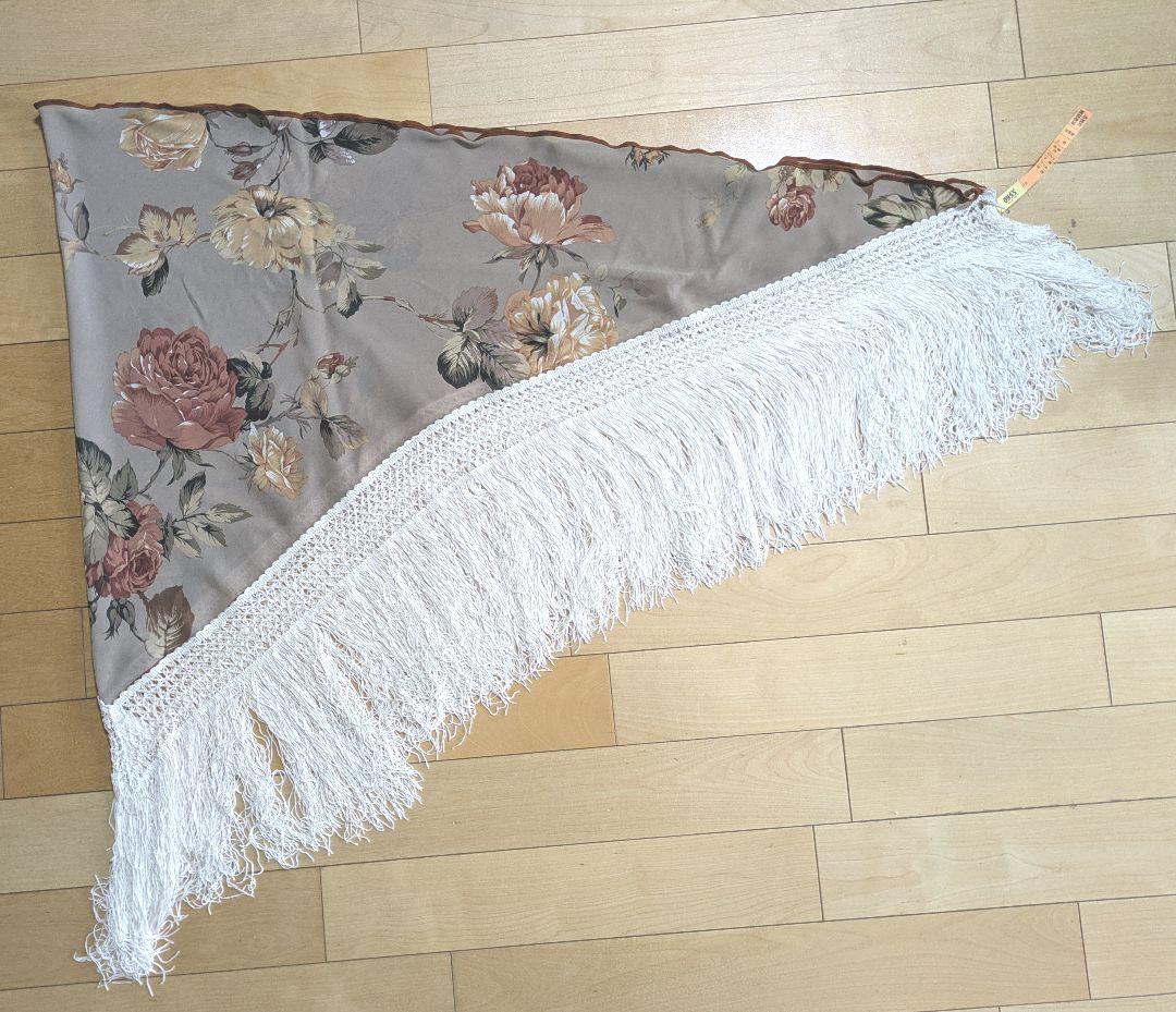 フラメンコ衣装　ベージュ花柄　ワンピース&シージョ　シージョ止めオマケ付