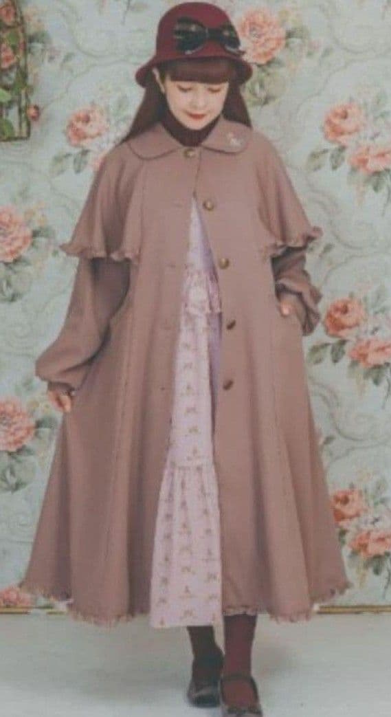 1月13日終了 しまむら 青木美沙子 ニナス ケープデザインコート 中桃