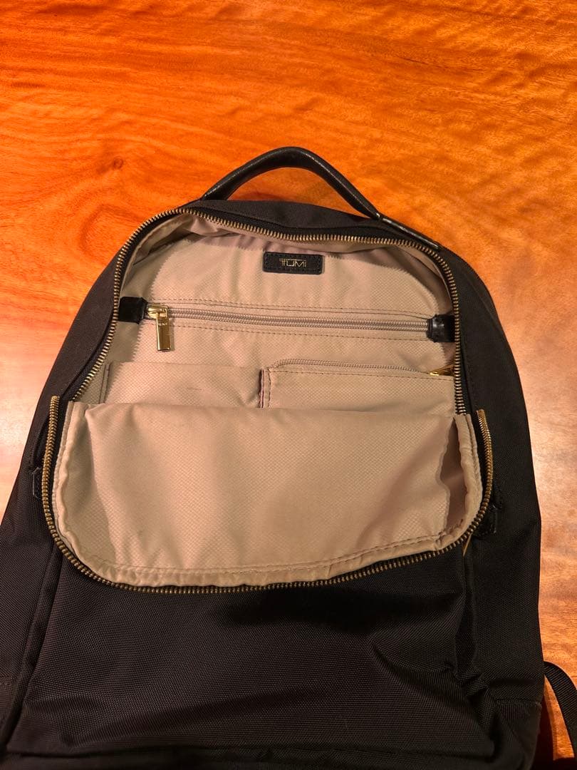 TUMI 黒 リュック・バックパック