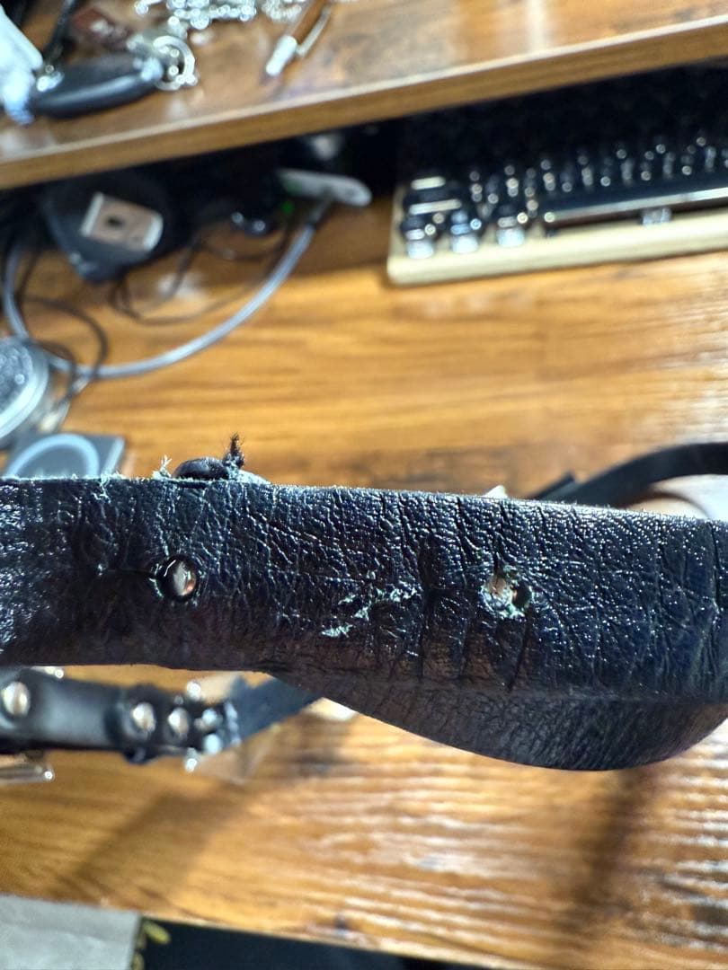 【TOGA PULLA /トーガ プルラ】 ダブルバックルベルト