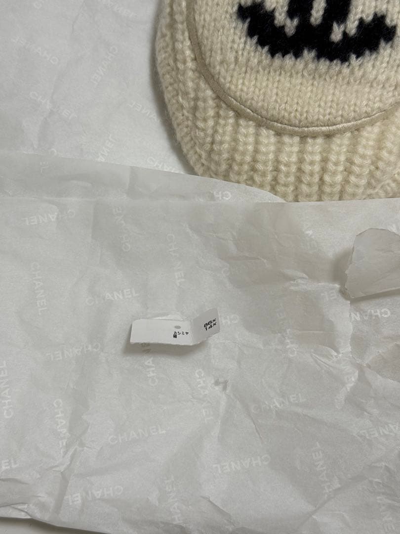 CHANEL シャネル　2025/26秋冬プレコレクション　ニット帽　ポンポン