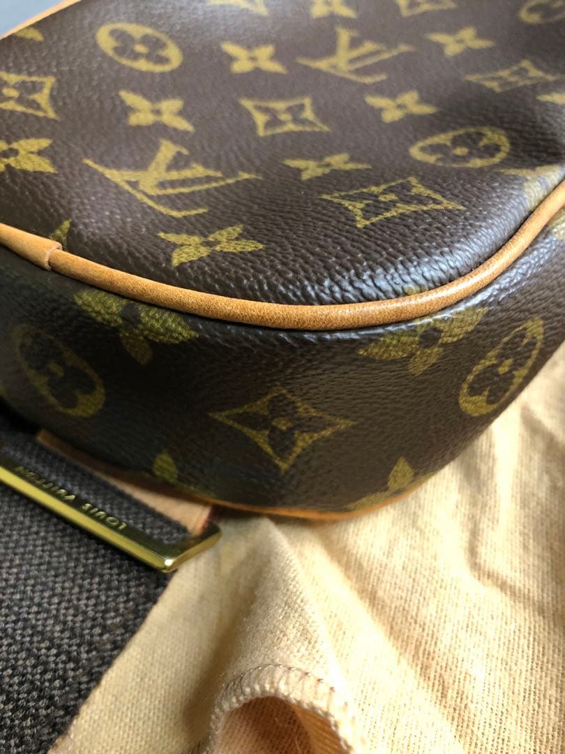 ▲【美品】LOUISVUITTON モノグラム　ポシェットガンジュ