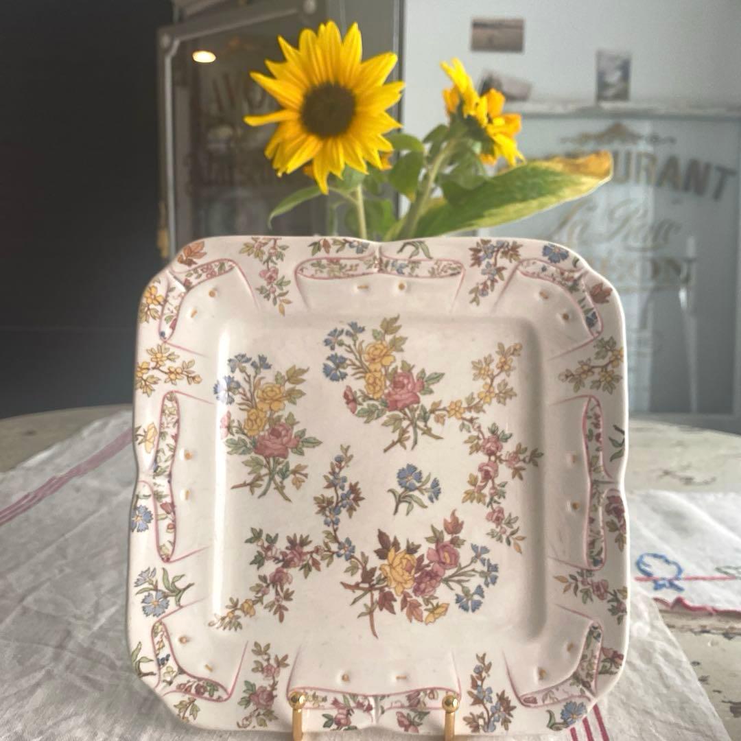 fufufu. 様】サルグミンヌルイ15世スクエアプレート - メルカリ